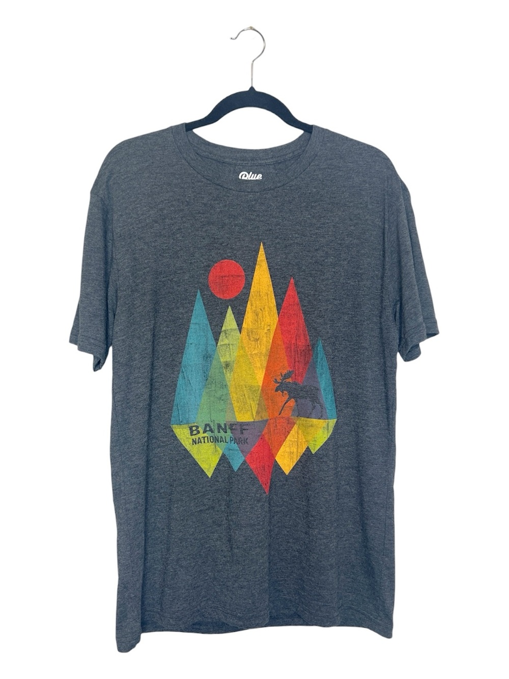 Banff National Park Moose and Mountains Tee size Medium
